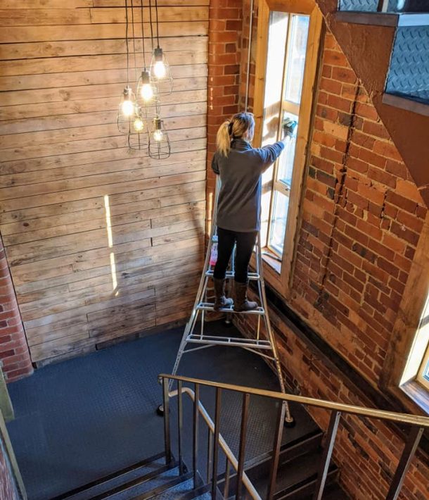 A women clean the window